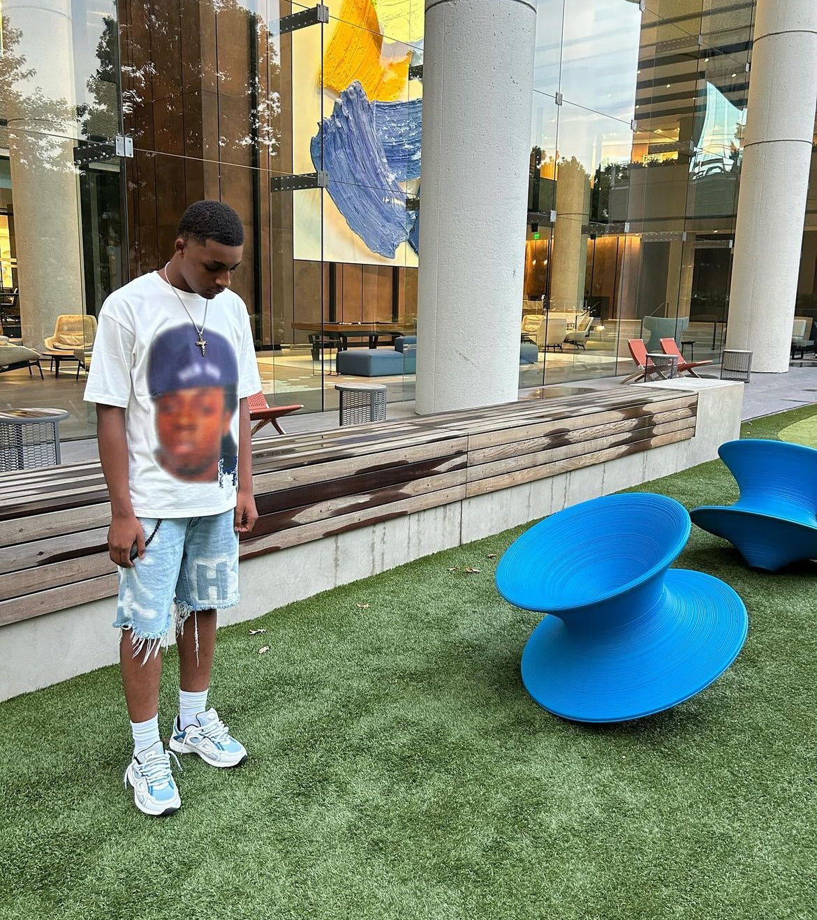 Wayne Tee