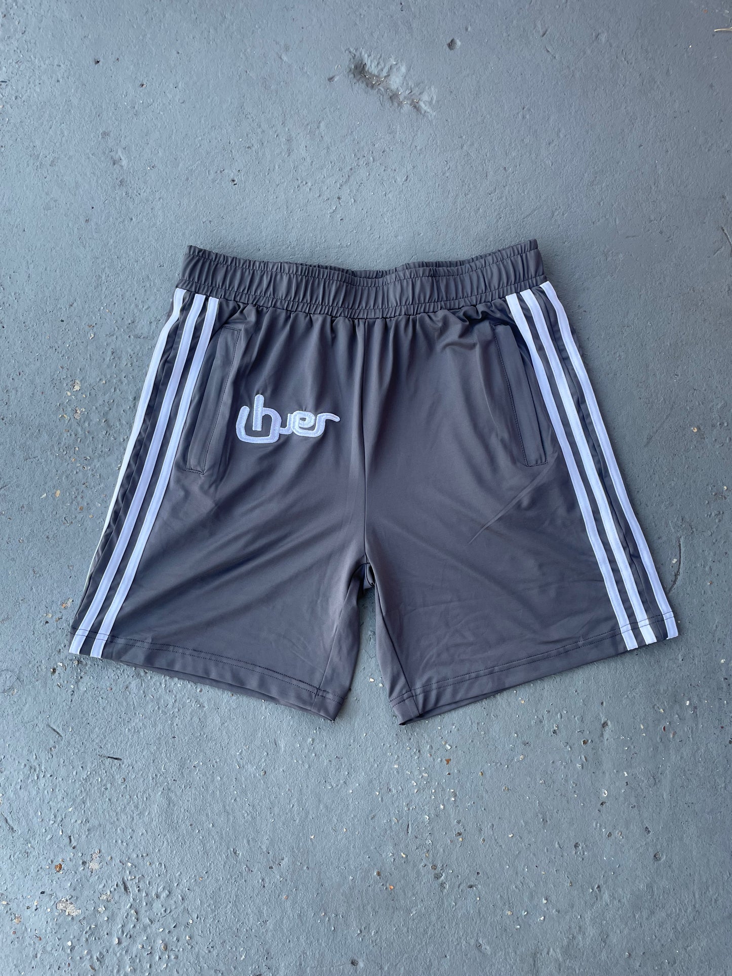 Ligne Shorts