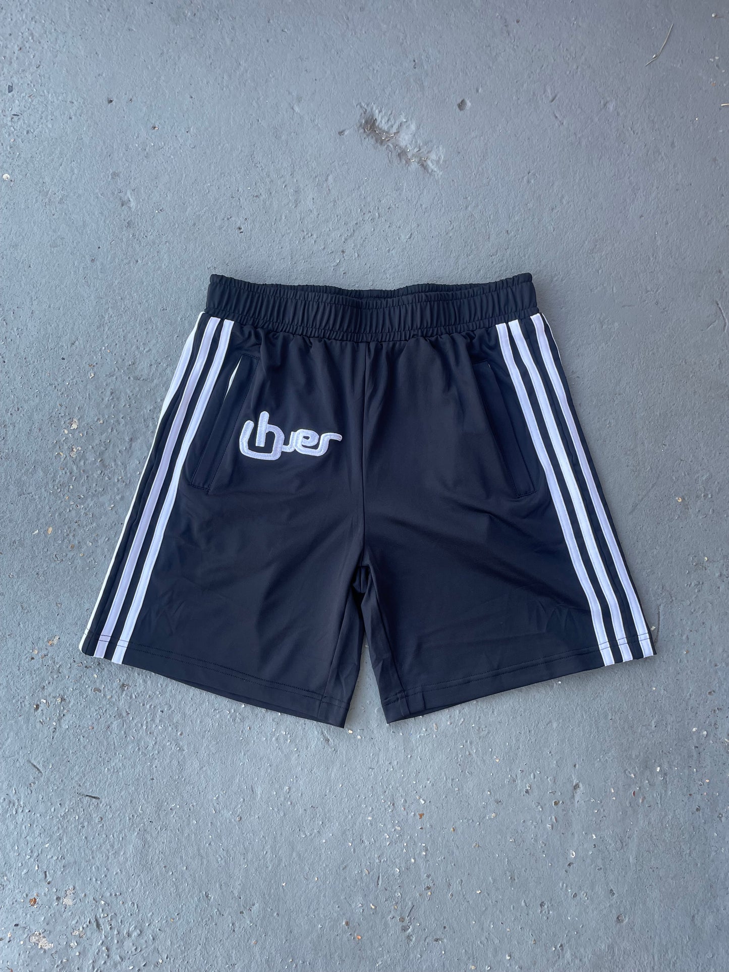 Ligne Shorts